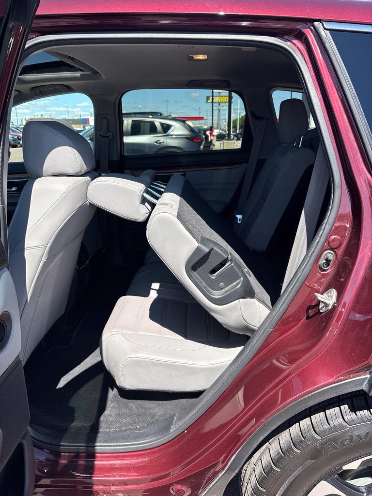 Used 2018 Honda CR-V Touring image 26