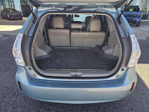 Used 2014 Toyota Prius V Three image 14