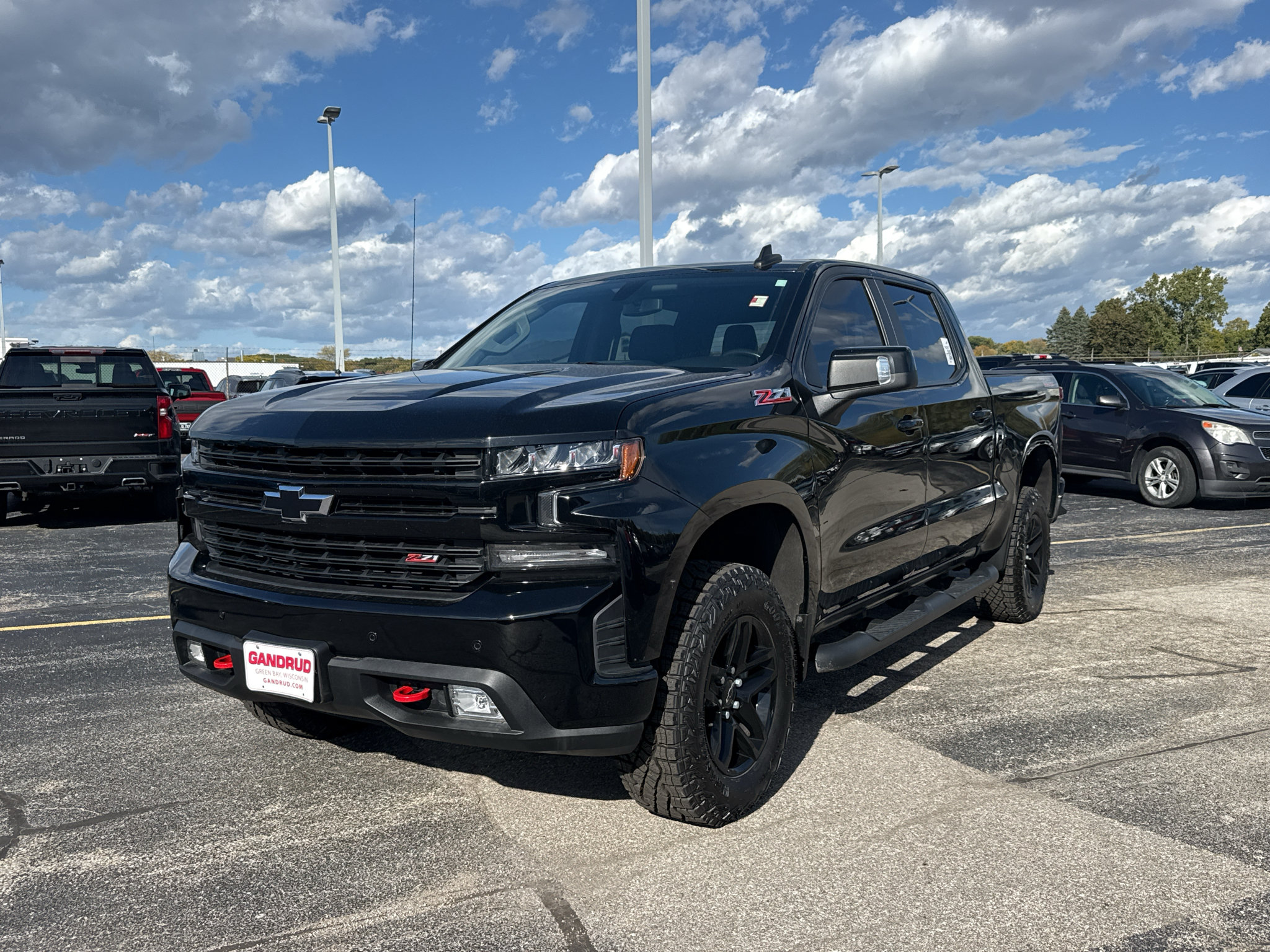 Certified 2019 Chevrolet Silverado 1500 LT Trail Boss AWD/4WD image 2