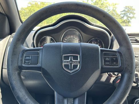 Used 2014 Dodge Avenger SE w/ Blacktop Package FWD image 15