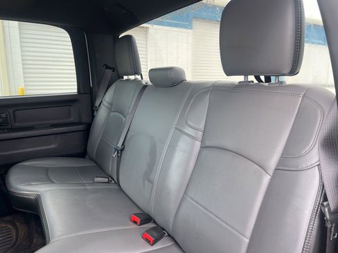 Used 2024 RAM 3500 Tradesman w/ Chrome Appearance Group image 12