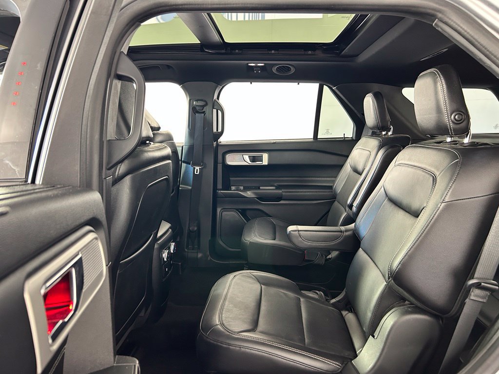Used 2020 Ford Explorer Limited w/ Class III Trailer Tow Package AWD/4WD image 25