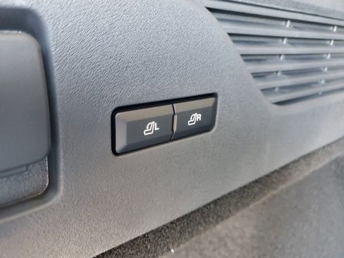 New 2026 Lincoln Nautilus Reserve w/ Jet Appearance Package image 33