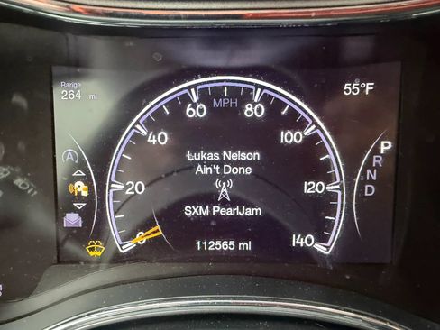 Used 2019 Jeep Grand Cherokee Laredo AWD/4WD image 18