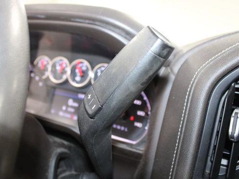 Used 2020 Chevrolet Silverado 1500 LT w/ Trailering Package AWD/4WD image 23