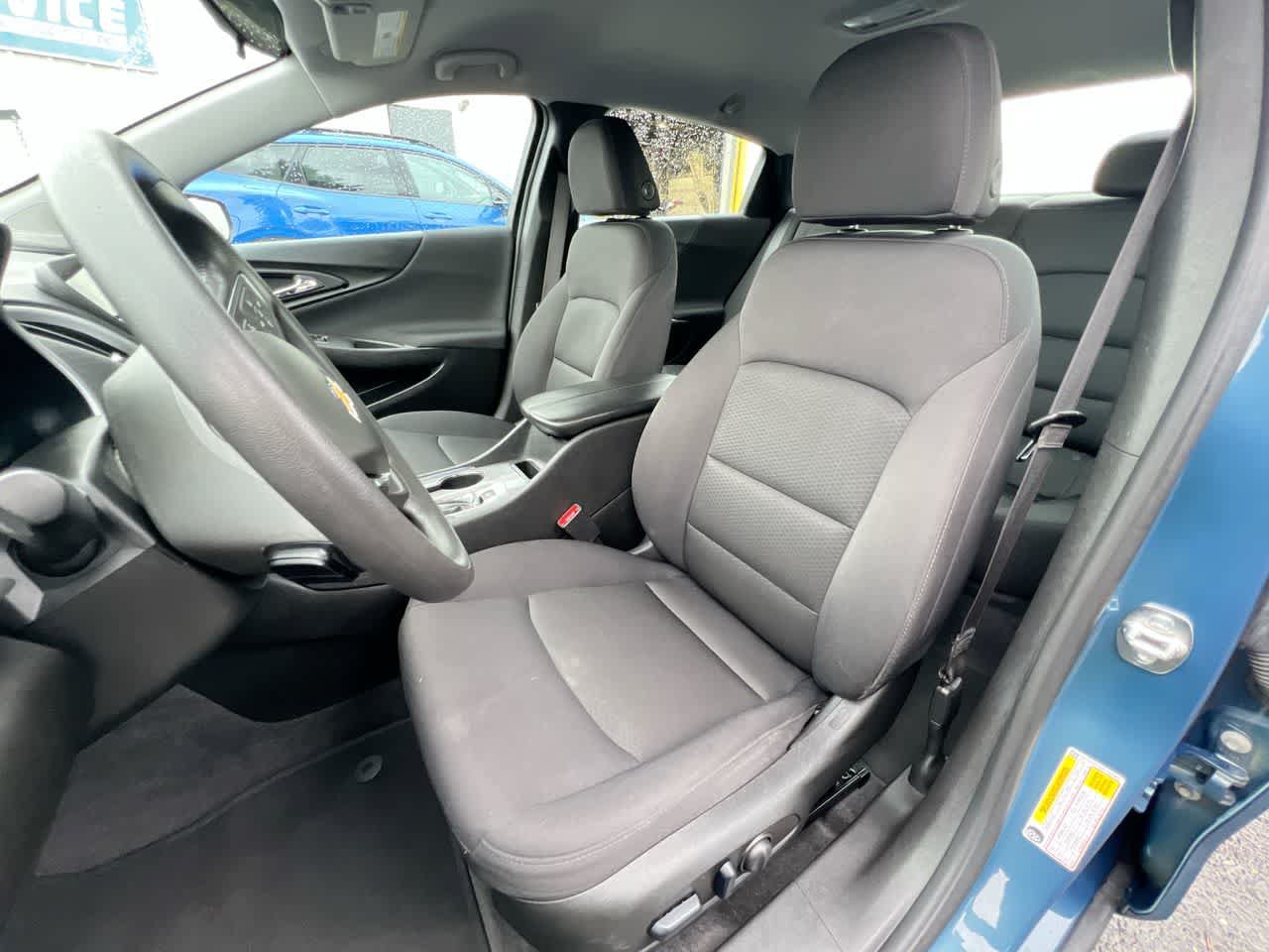 Used 2024 Chevrolet Malibu LT FWD image 11
