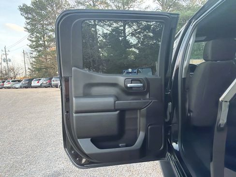 Used 2021 Chevrolet Silverado 1500 Custom Trail Boss image 30