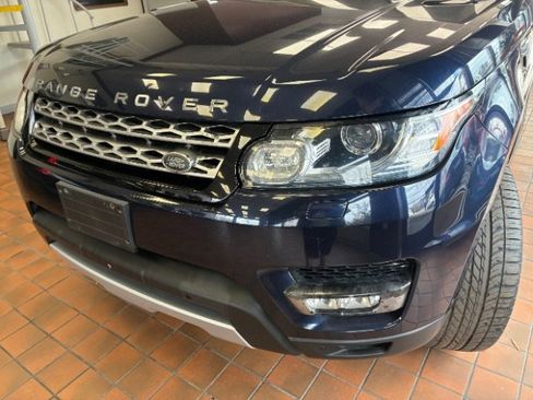 Used 2017 Land Rover Range Rover Sport HSE image 9