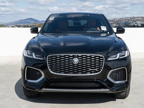 Used 2025 Jaguar F-PACE R-Dynamic S AWD/4WD image 8