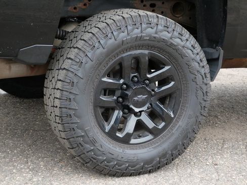 Used 2018 Chevrolet Silverado 2500 LTZ w/ Duramax Plus Package AWD/4WD image 7