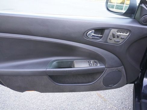 Used 2007 Jaguar XKR R image 25