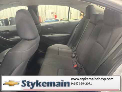 Used 2024 Toyota Corolla LE image 5