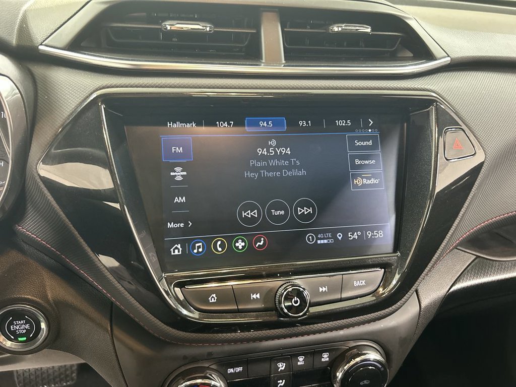 Certified 2023 Chevrolet TrailBlazer RS w/ Sun and Liftgate Package AWD/4WD image 14