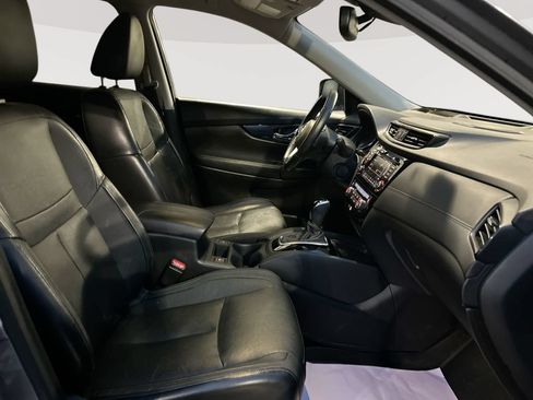 Used 2018 Nissan Rogue SL AWD/4WD image 28
