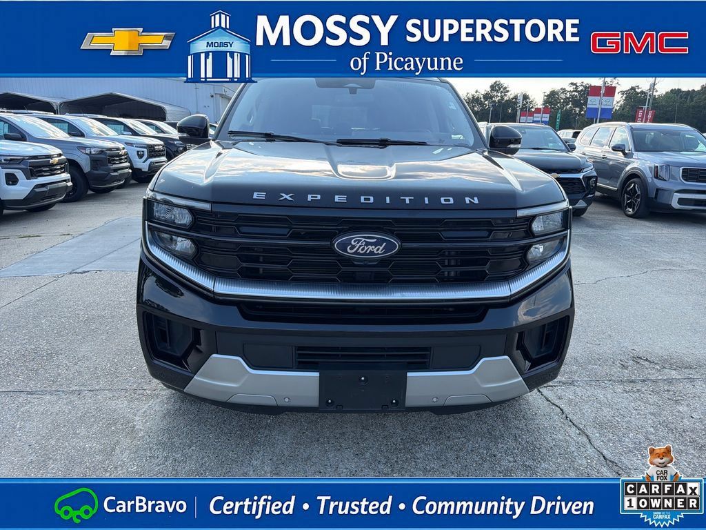 Used 2025 Ford Expedition Max Platinum AWD/4WD image 11
