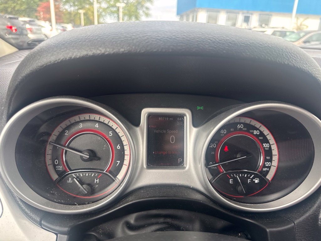 Used 2019 Dodge Journey SE w/ Blacktop Package FWD image 16