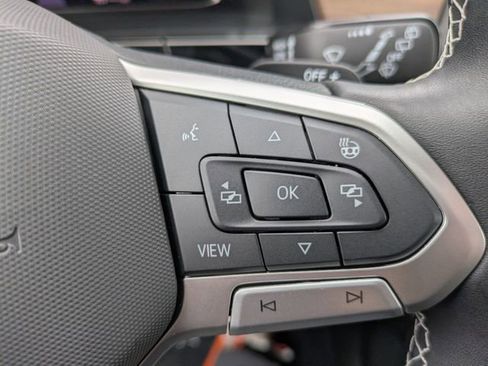 New 2026 Volkswagen Atlas SE FWD image 28