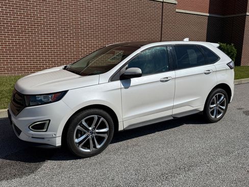 Used 2015 Ford Edge Sport w/ Equipment Group 401A AWD/4WD image 3