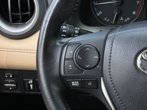 Used 2017 Toyota RAV4 XLE FWD image 14