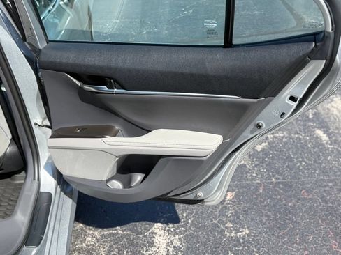 Used 2023 Toyota Camry XLE FWD image 19