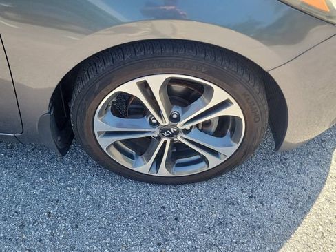 Used 2016 Kia Forte EX FWD image 7