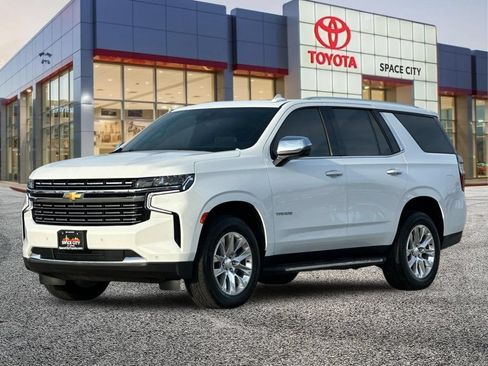 Used 2024 Chevrolet Tahoe Premier w/ Premium Package RWD image 2