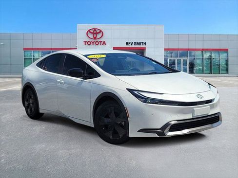 Certified 2026 Toyota Prius Plug-In Hybrid FWD image 1