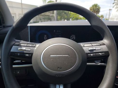 Used 2025 Hyundai Tucson SEL FWD image 13