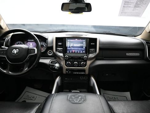 Used 2019 RAM 1500 Laramie AWD/4WD image 15