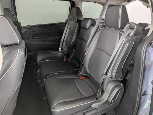 New 2027 Honda Odyssey Touring image 29