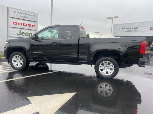 Used 2022 Chevrolet Colorado LT w/ Fleet Safety Package image 17