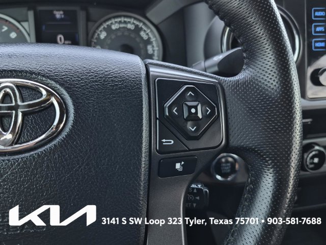 Used 2016 Toyota Tacoma TRD Off-Road w/ Towing Package AWD/4WD image 27