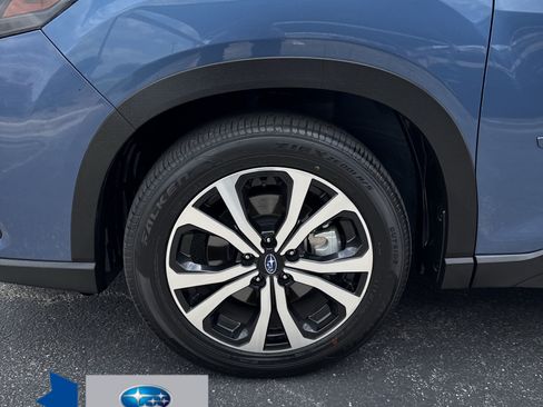 Used 2024 Subaru Forester Limited AWD/4WD image 34