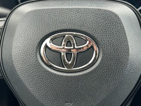 Used 2024 Toyota RAV4 LE image 33