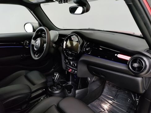 Used 2023 MINI Cooper S image 33