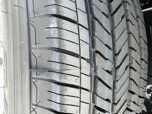 New 2025 Jeep Gladiator Sport image 19