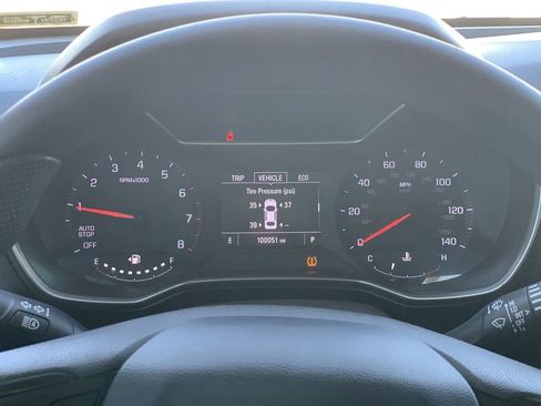 Used 2021 Chevrolet TrailBlazer LS FWD image 9