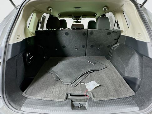 Used 2021 Nissan Rogue SV FWD image 29