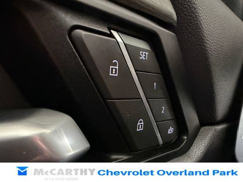 Used 2025 GMC Acadia Denali w/ Super Cruise Package FWD image 17