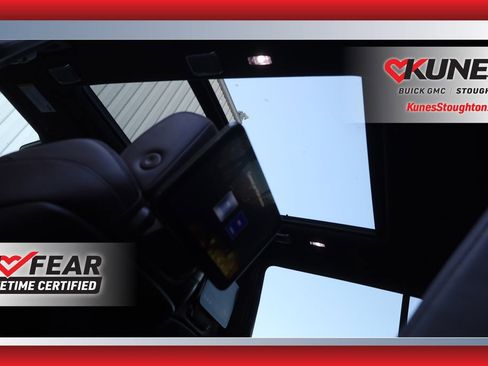 Used 2024 Cadillac Escalade ESV Sport Platinum w/ LPO, ONYX Package image 66