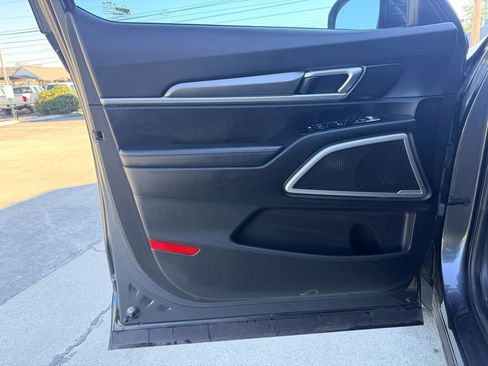 Used 2021 Kia Telluride LX image 28