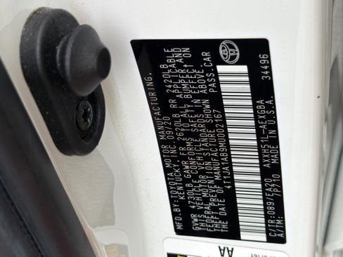 Used 2021 Toyota Avalon XLE w/ Carpet Mat Package (TMS) image 35