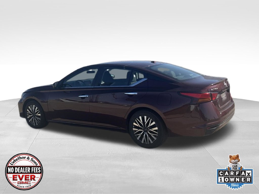 Used 2025 Nissan Altima 2.5 SV FWD image 10