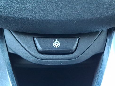 Used 2025 BMW X4 xDrive30i image 19