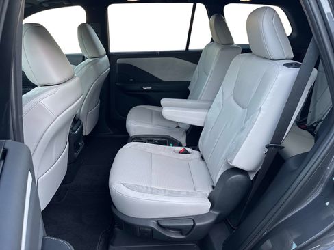 Certified 2026 Lexus TX 350 AWD w/ Technology Package image 14