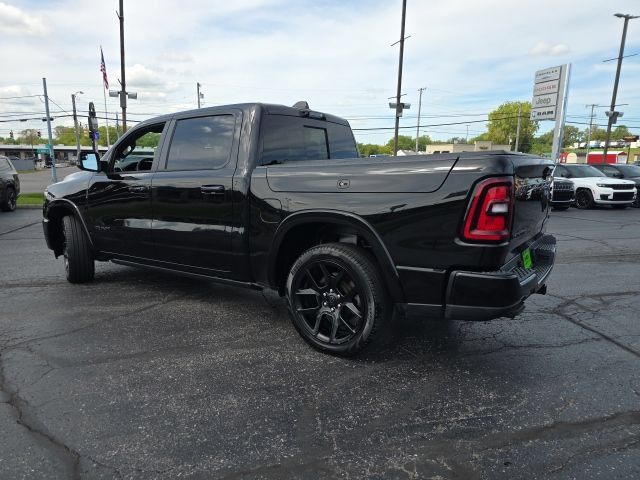 Used 2025 RAM 1500 Laramie w/ Night Edition AWD/4WD image 4