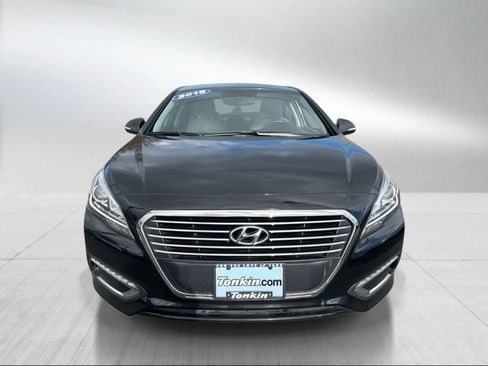 Used 2016 Hyundai Sonata Plug-In Hybrid FWD image 2
