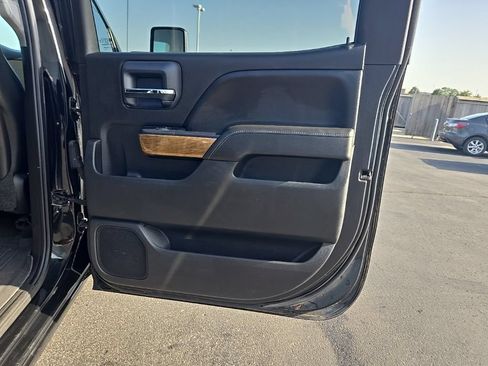 Used 2015 Chevrolet Silverado 2500 LTZ w/ Snow Plow Prep Package AWD/4WD image 26