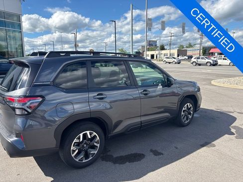 Used 2026 Subaru Forester Premium AWD/4WD image 4