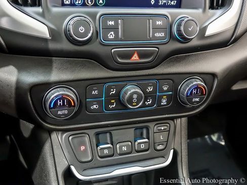 Used 2019 GMC Terrain SLT w/ Preferred Package image 17
